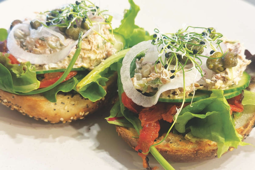 Bageltopia Invites Diners to Sit Down and Enjoy
